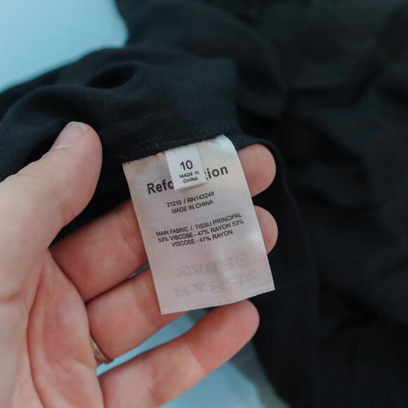 Reformation Kiara Low Stretch Crepe Black Thigh Slit Micro Mini Skirt Size 10 - Picture 4 of 7